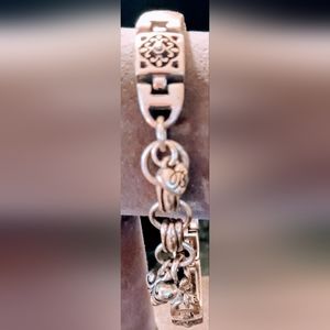 Brighton Silvertone Heart design pattern bar charm design bracelet.